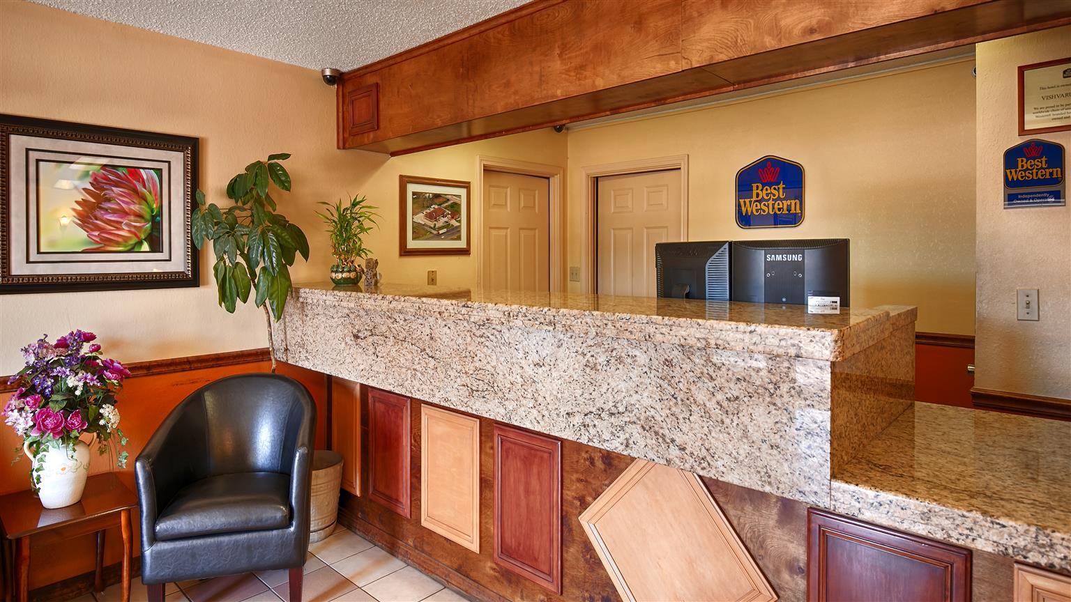 Best Western Executive Inn Marshall Exterior photo